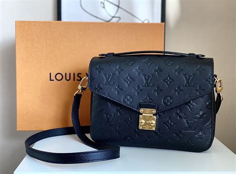 louis vuitton metis zwart|louis vuitton pochette metis navy.